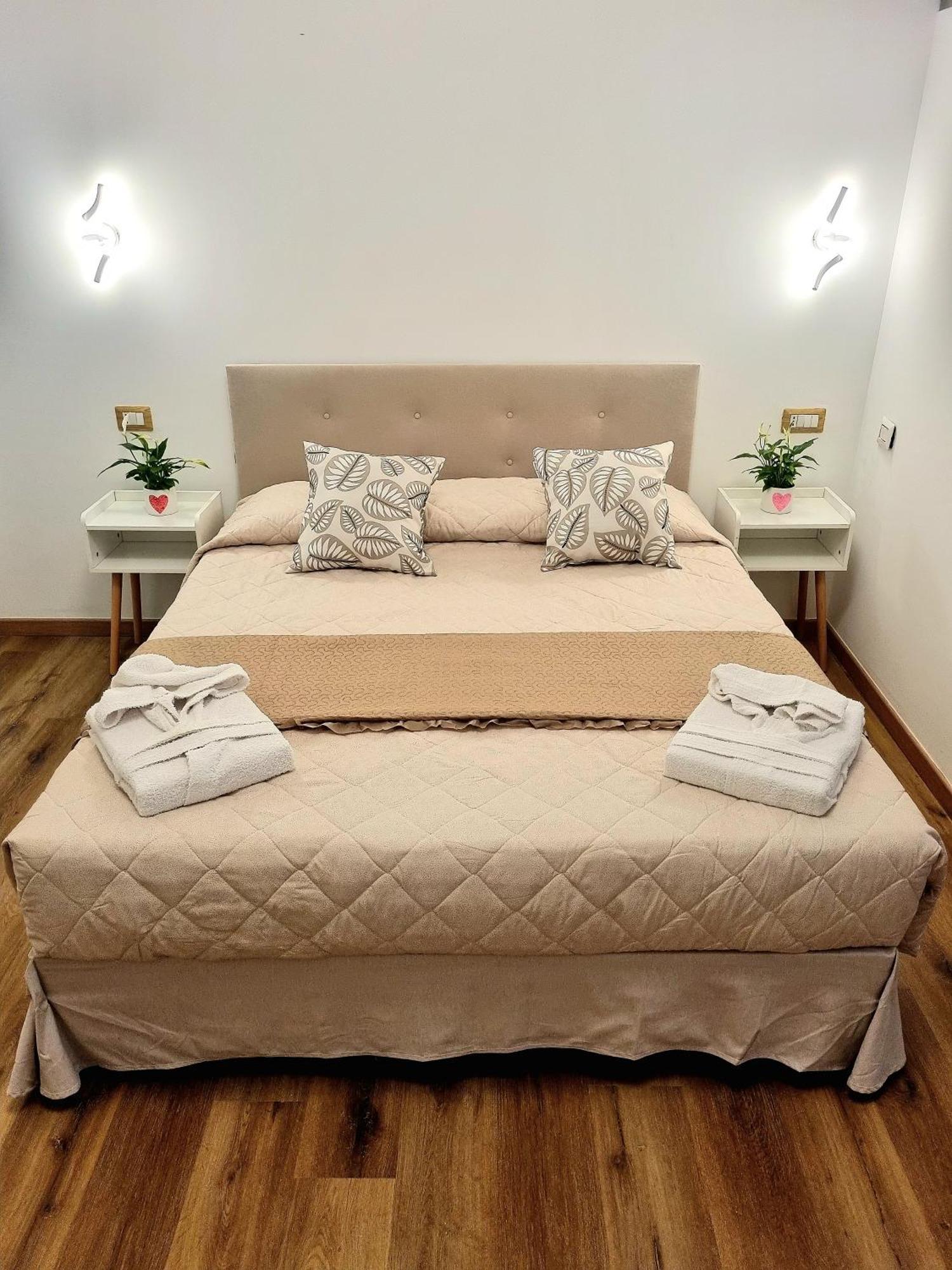 B&B Italo House Opera Zewnętrze zdjęcie
